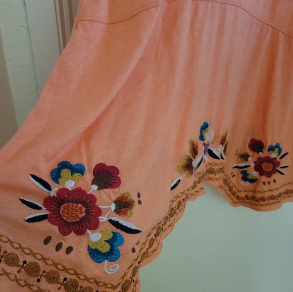 JWLA Johnny Was Floral Embroidered Jersey Knit Dress Handkerchief hem - Picture 3 of 5